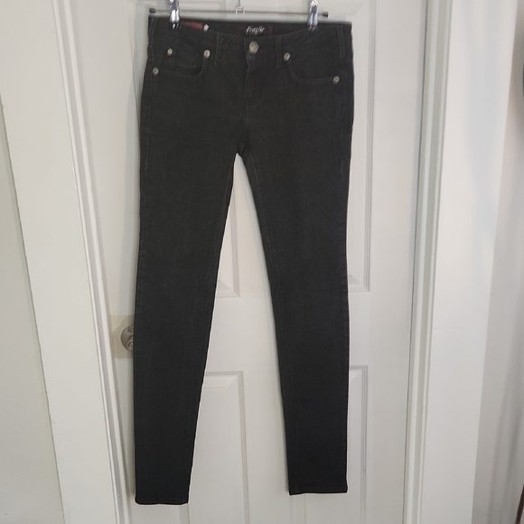 Fragile Denim - Fragile "Innocence" The Sweet Skinny Low Rise Jeans - Black - Size 5